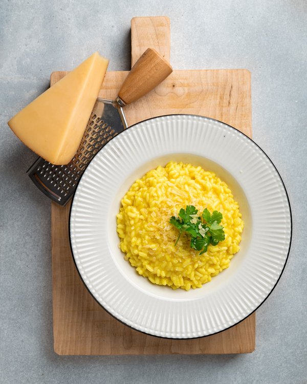 What's the Secret to a Rich and Flavorful Italian Risotto with Porcini Mushrooms?